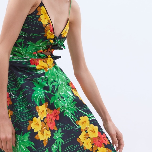 Zara floral print dress - Picture 7 of 8